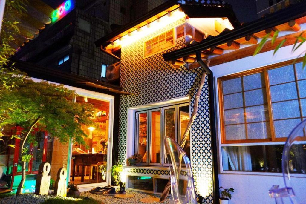 'hanok Hanok' Boutique - 2min From Gyeongbokgung Palace Station *